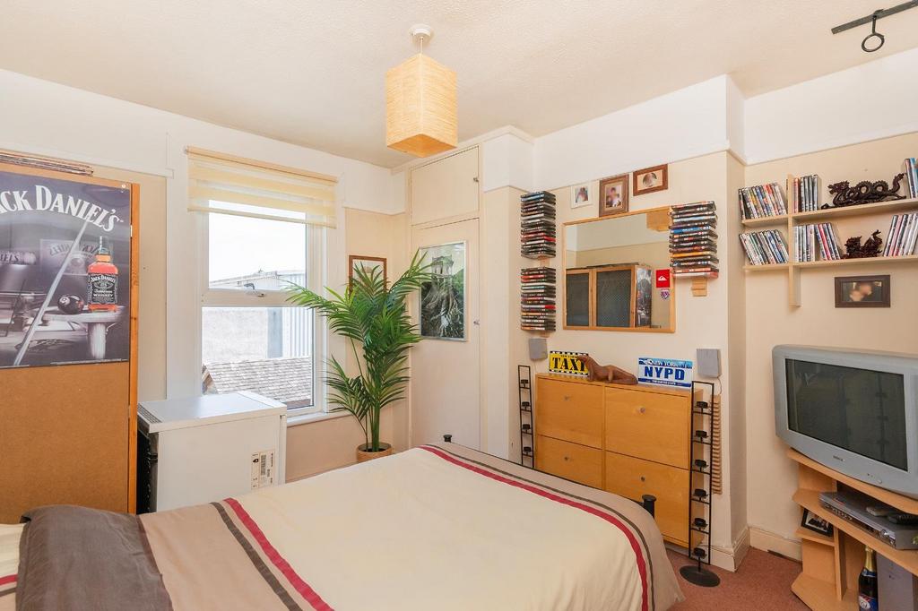 3 N0 REE - Bedroom G.jpg