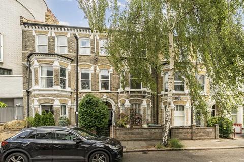 2 bedroom flat for sale, St. Luke's Avenue, London SW4