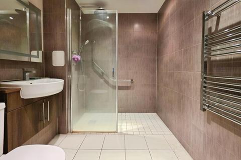 1 bedroom apartment for sale, Cainscross Road, Stroud