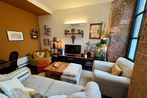 2 bedroom apartment for sale, Chapeltown Street, Manchester