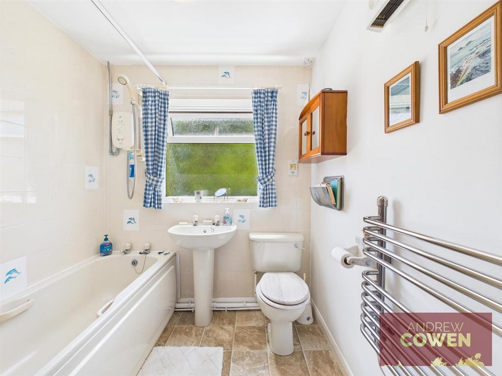 CAM05382 G0-PR0038-STILL007.jpg