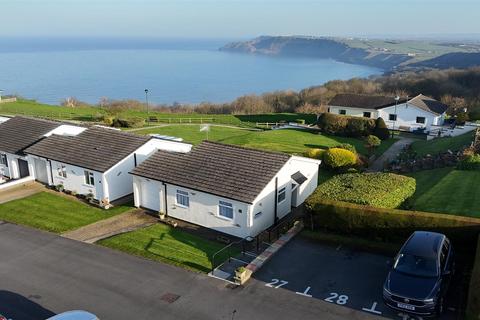 2 bedroom detached bungalow for sale, Knipe Point Drive, Scarborough YO11