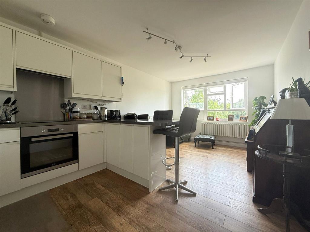 Kitchen/Lounge
