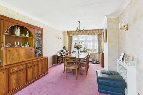 4 bedroom detached house for sale, Holly Close, Farnham Common, Buckinghamshire, SL2