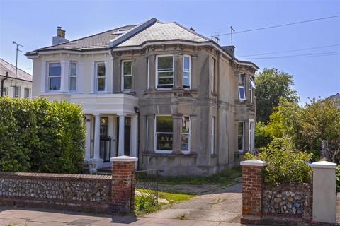 Tennyson Road, Worthing