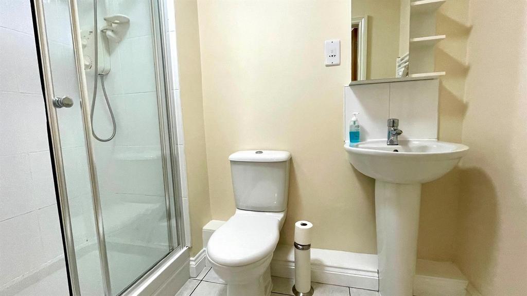 En suite shower room