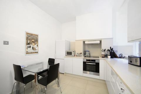 2 bedroom apartment to rent, Iverna Court Kensington W8