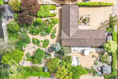 4 bedroom detached bungalow for sale, Redenhall, Harleston