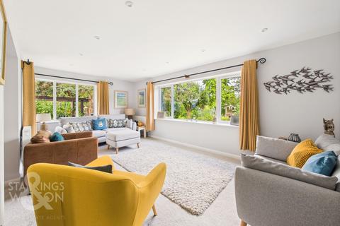 4 bedroom detached bungalow for sale, Redenhall, Harleston