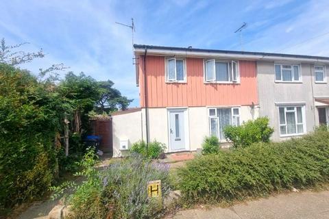 3 bedroom semi-detached house for sale, Bramford Lane, Ipswich, Suffolk, IP1 5JY