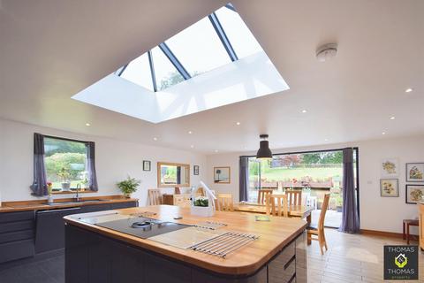 4 bedroom detached house for sale, Harescombe, Gloucester
