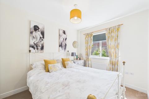 32 Clipson Crest, Barton-upon-humber, DN18 5GW
