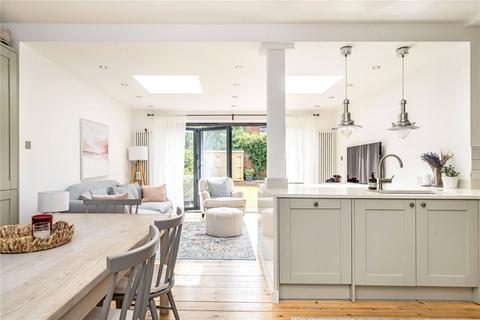 23 Dallinger Road, London, SE12 0TJ
