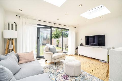 23 Dallinger Road, London, SE12 0TJ