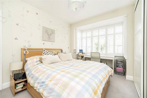 23 Dallinger Road, London, SE12 0TJ