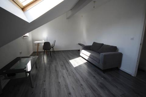 2 bedroom flat to rent, 353 Tong Street, Bradford,