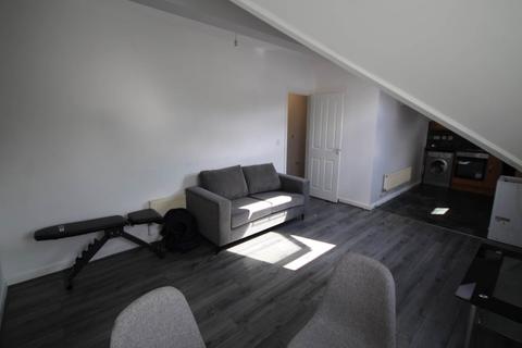 2 bedroom flat to rent, 353 Tong Street, Bradford,