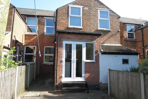 1 bedroom house to rent, Manvers Road, Nottingham NG2