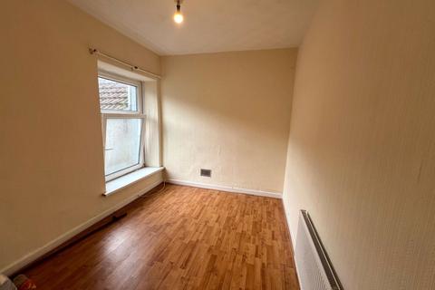 170 Aberrhondda Road, Porth, CF39 0LN