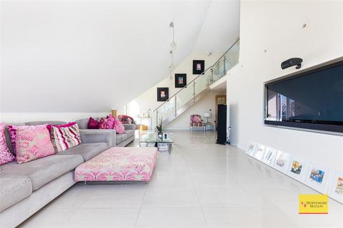 2 bedroom penthouse for sale, Old Park Road, Enfield