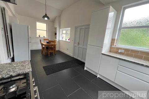 4 bedroom bungalow for sale, Hillrise Ferndale Road, Ferndale, Rhondda Cynon Taff, CF43