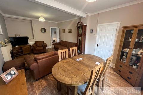 5 Collwyn Street, Tonyrefail, Porth, CF39 8BH