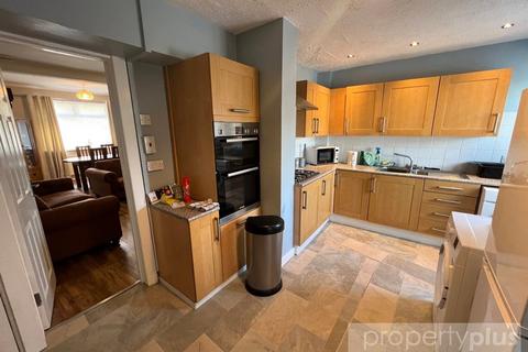 5 Collwyn Street, Tonyrefail, Porth, CF39 8BH