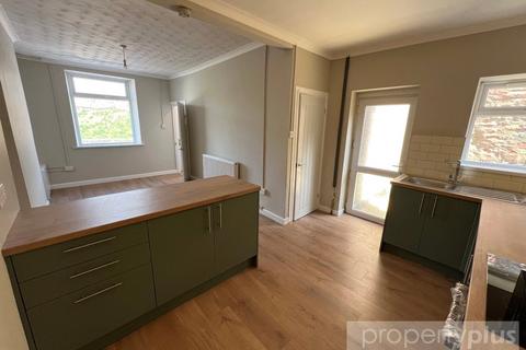 undefined, Darren Terrace, Ferndale, Rhondda Cynon Taff, CF43