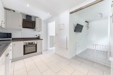 12 Beevors Garden, Ditchingham, Bungay, NR35 2QX