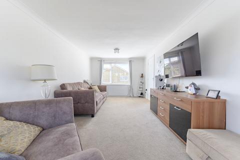 12 Beevors Garden, Ditchingham, Bungay, NR35 2QX