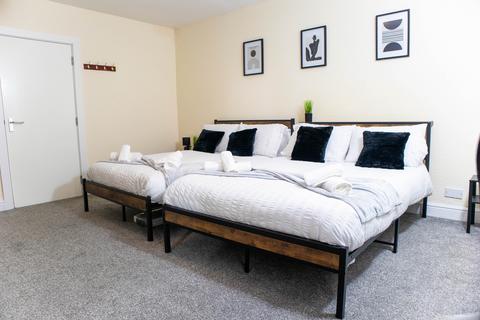 Caretakers Cottage Back Laurel Mount, Leeds, LS7 3JZ