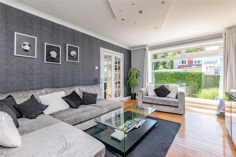 15 Charteris Park, Longniddry, EH32 0NX