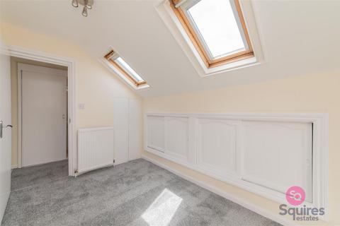 undefined, Long Lane, Finchley