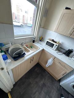 4 Lavender Walk, Leeds, LS9 8JB