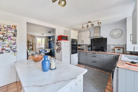 16 Cromwell Close, Faringdon, SN7 7BQ