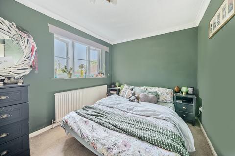 16 Cromwell Close, Faringdon, SN7 7BQ