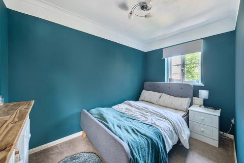 16 Cromwell Close, Faringdon, SN7 7BQ