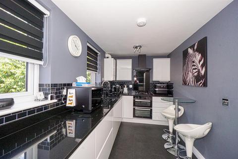 3 bedroom semi-detached house for sale, Gillsmans Hill, St. Leonards-On-Sea