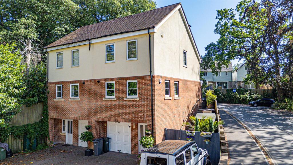 DJI 20250623160745 0001 D Alto.jpg