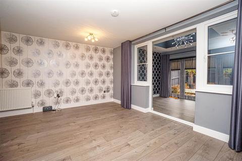 3 bedroom semi-detached house for sale, Gillsmans Hill, St. Leonards-On-Sea