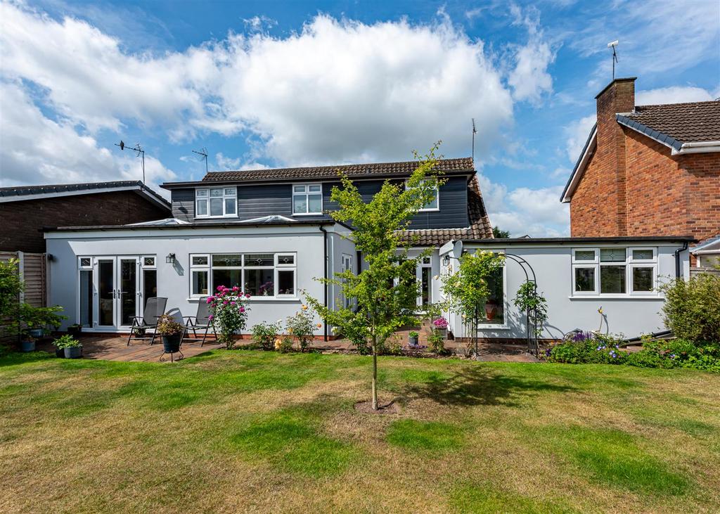 40 Cranmere Avenue-garden6.jpg