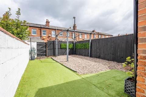3 bedroom terraced house for sale, Greenfield Road, Chorley
