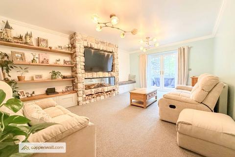 5 bedroom detached house for sale, Lynns Court, Weir, Rossendale