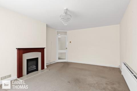 12 Cedar Walk, Waltham Abbey, EN9 1SG