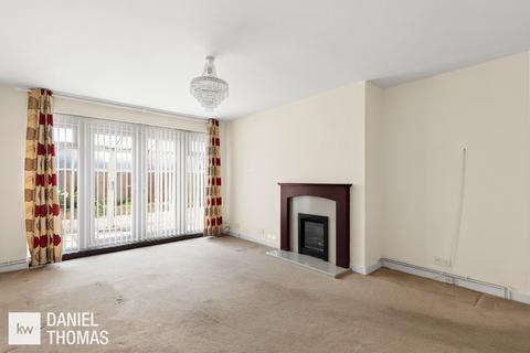 12 Cedar Walk, Waltham Abbey, EN9 1SG