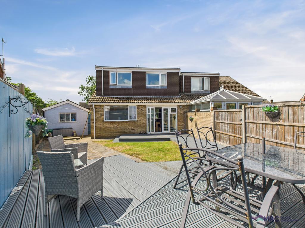 4 Bedroom Semi Detached Bungalow for Sale