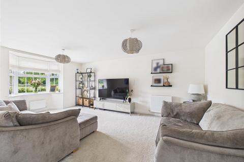 4 bedroom detached house for sale, Greenfield Avenue, Hessle