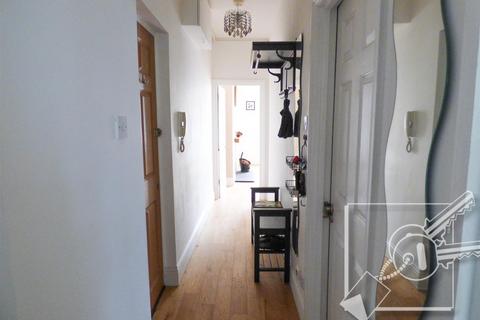 1 bedroom apartment for sale, West Street, Gravesend