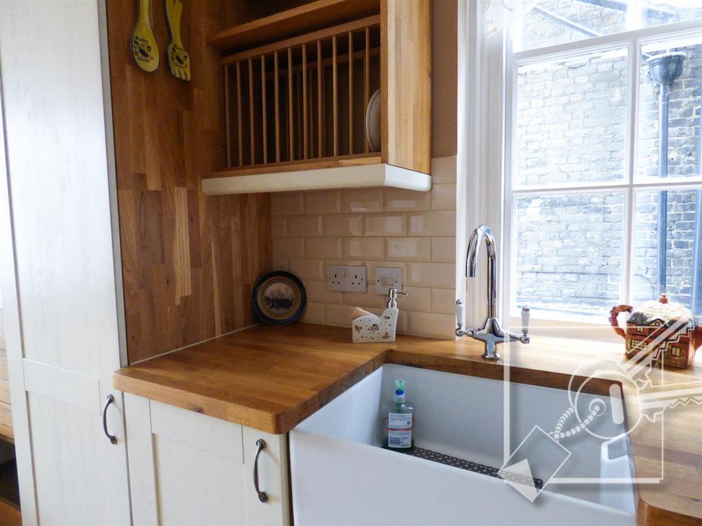 Kitchen Feature