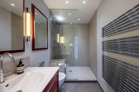 2 bedroom flat for sale, Thornbury Court, Chepstow Villas, Notting Hill